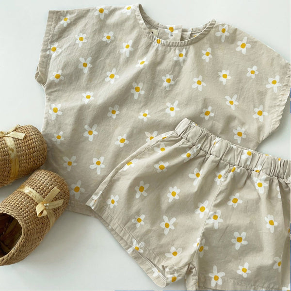 Daisy Cotton Short Sleeve Top and Shorts (Set)