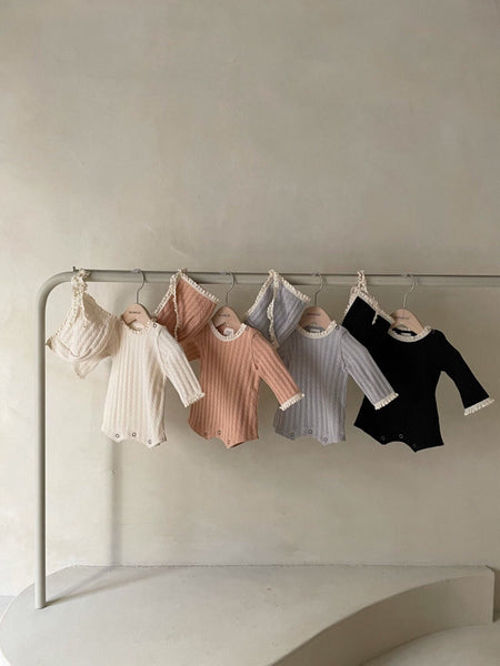 Pointelle Romper and Bonnet (Set)