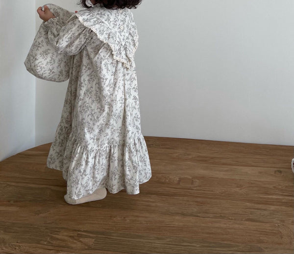 Floral Ruffle Dress (Little one)