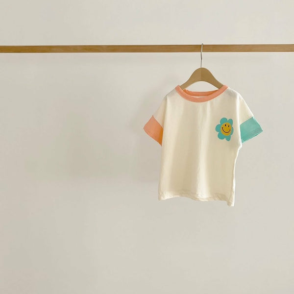Smiley Flower Short Sleeve T-Shirts