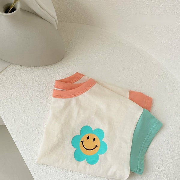 Smiley Flower Short Sleeve T-Shirts