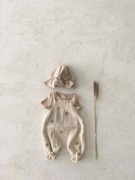 Flower Embroidered Sleeveless overalls