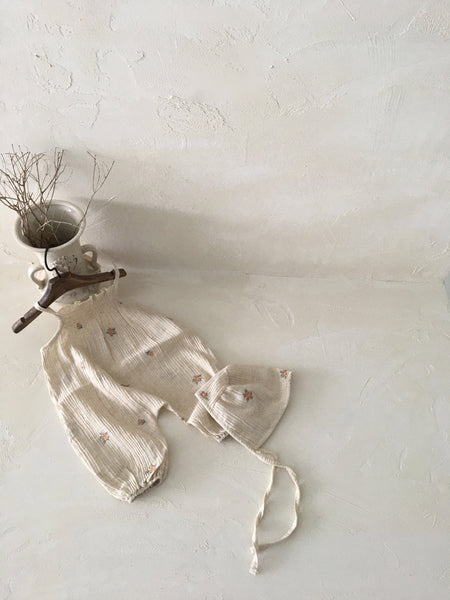 Flower Embroidered Sleeveless overalls