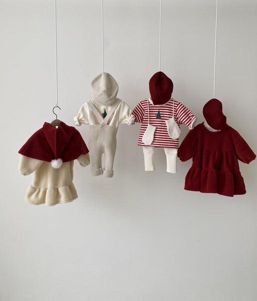 Christmas Pom Pom Cape