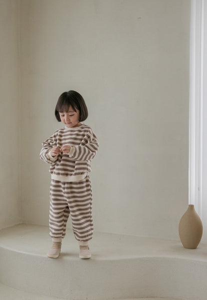 Sweatshirts and Jogger Pants (Set)