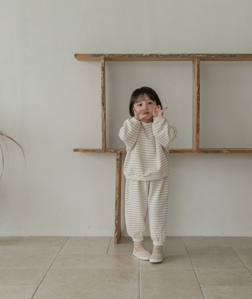 Sweatshirts and Jogger Pants (Set)