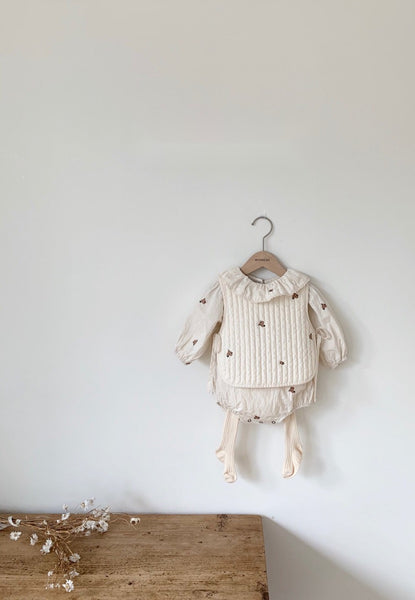 Quilted Vest with embroidery