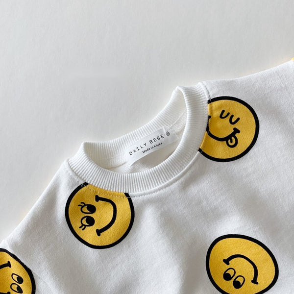 Smiley Face Short Sleeve Sweatshirt and Shorts (Set)