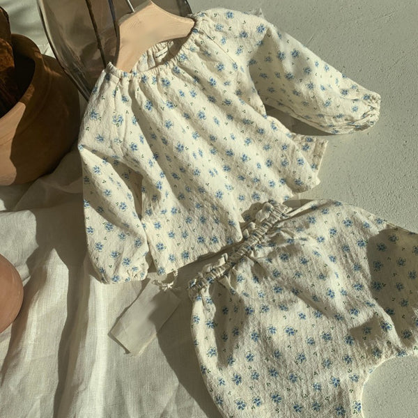 Floral Blouse and Pants (Set)