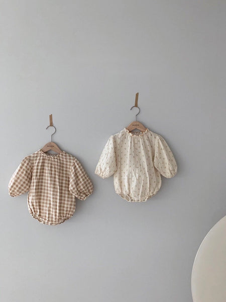 Baby bodysuit
